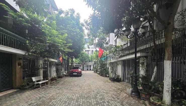 CHO THUÊ NHÀ LIỀN KỀ KHU ĐT AO SÀO, THỊNH LIỆT, HOÀNG MAI 4 TẦNG, 95M2, 3 P, GIÁ 19 TRIỆU